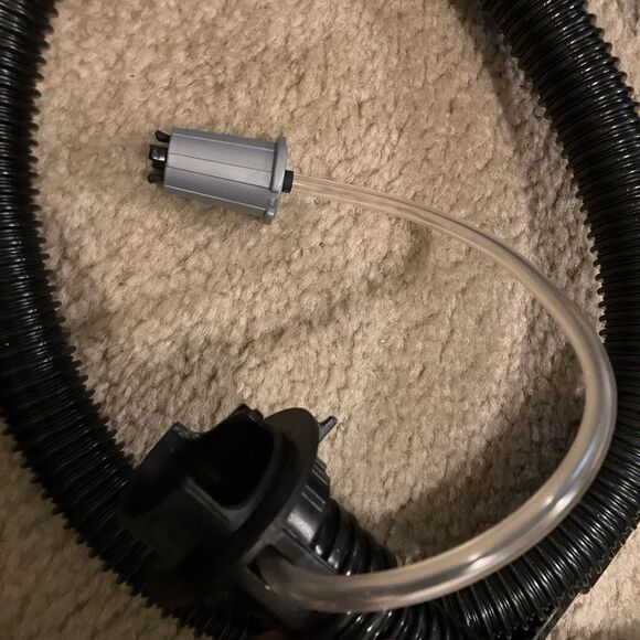 Hoover F5915905 Power Scrub SpinScrub 50 Replacement Hose With Attachment - Picture 4 of 5